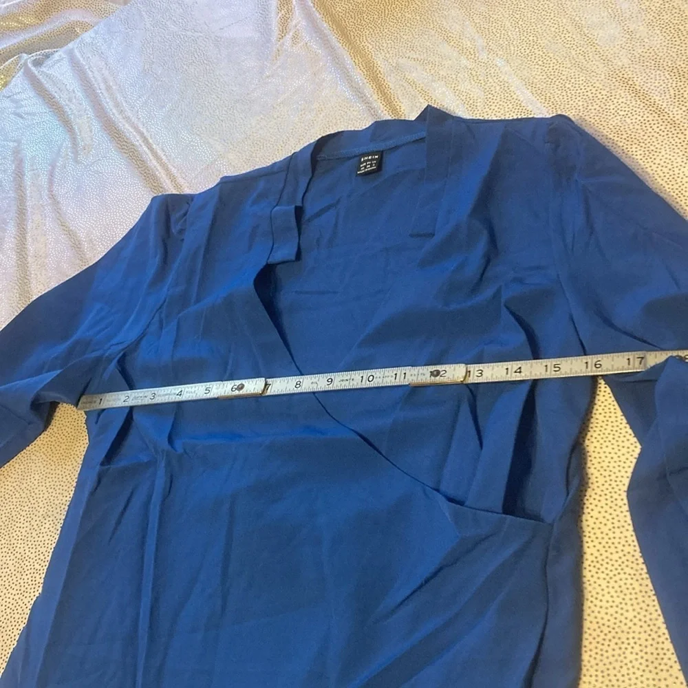 SHEIN Essnce Solid Notched Neck Wrap Detail Blouse size XS new without t… - Picture 8 of 12